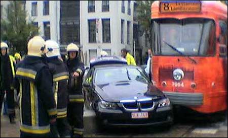 bmw vs tram8